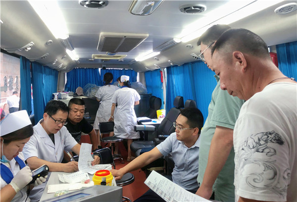 高溫不懼，愛心不止！市古鎮(zhèn)投資公司組織開展無償獻(xiàn)血活動(dòng)