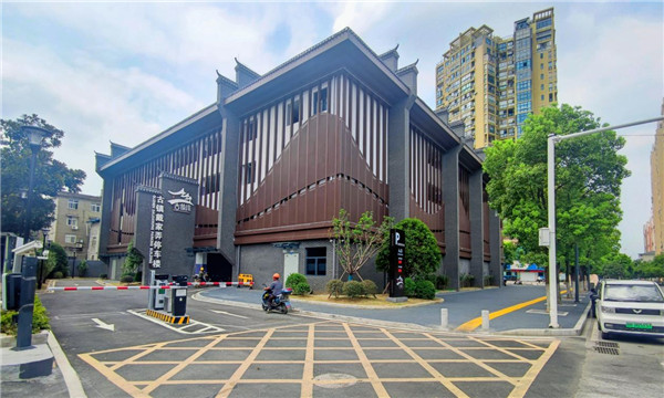 戴家弄南側(cè)停車場順利完成規(guī)劃驗(yàn)收！