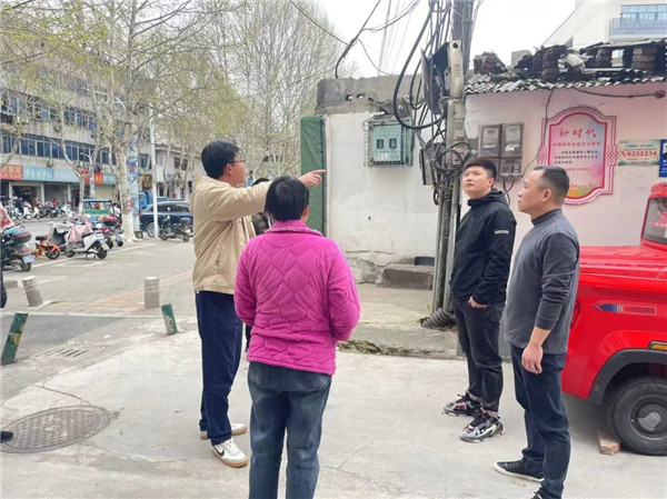 助力城市品質提升//鐵路中學北側停車場架空線路遷改