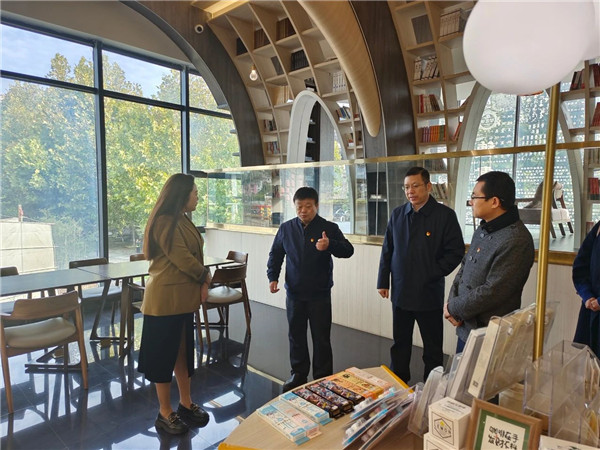 市國資委黨委書記、主任朱平生到市古鎮(zhèn)商旅文公司調研